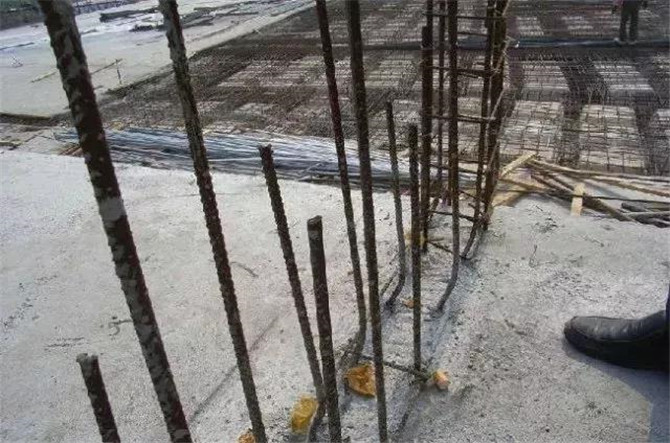 剪力墻 、暗柱縱筋位移